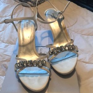 Wedding shoes with Crystals